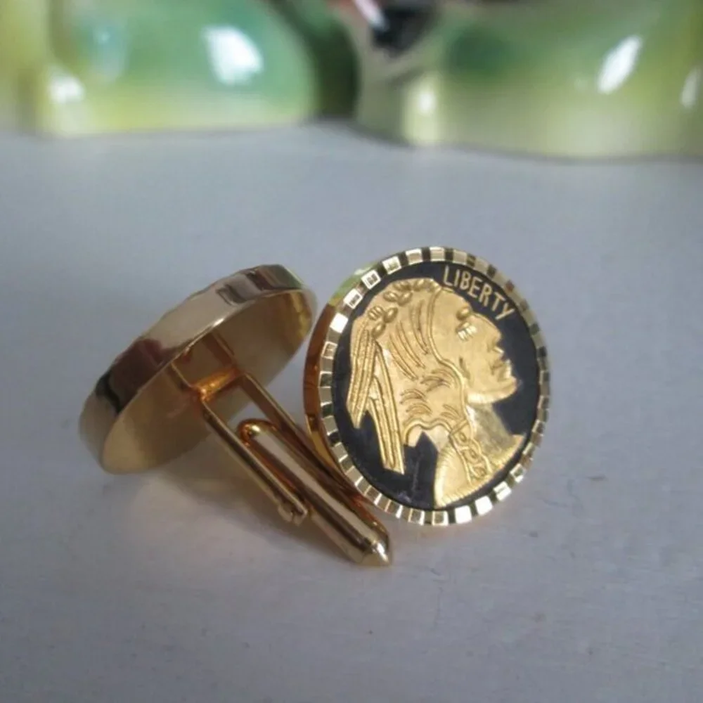 Vintage Cufflinks Round Bison Buffalo Indian‎ Head Diamond Cut Cufflinks